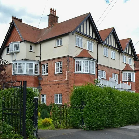 Esplanade Crescent Дом отдыха *