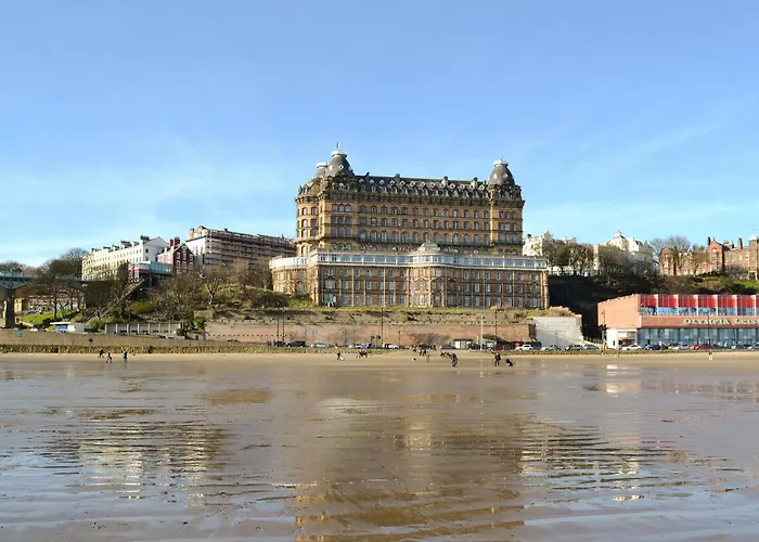 Esplanade Crescent *